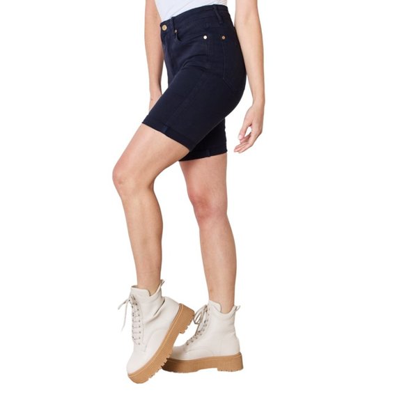 NEW Judy Blue Full Size High Waist Tummy Control Bermuda Shorts - Picture 2 of 4